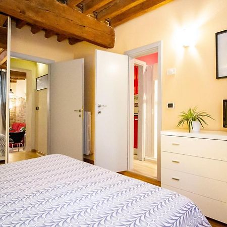 Antica Piazza Apartment By Tuscanywego Lucca Exterior foto